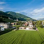 샬레 Dolomit Royal
