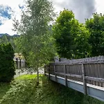 Dolomit Royal Chalé *